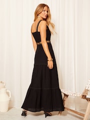 Schwarz - Friends Like These – Maxikleid mit Cut-Outs und Spitzenbesatz und herzförmigem Ausschnitt - Bild 4 von 4