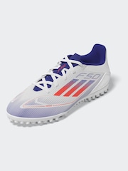 Белый/синий/красный - Футбольные бутсы adidas F50 Club Turf - Изображение 6 из 9