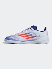 adidas White/Blue/Red Kids F50 League Indoor Football Boots - Image 8 of 11