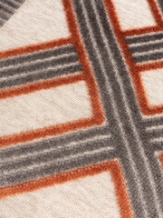 Riva Paoletti 50 x 50cm Henley Geometric Velvet Jacquard Cushion - Imagem 5 de 5