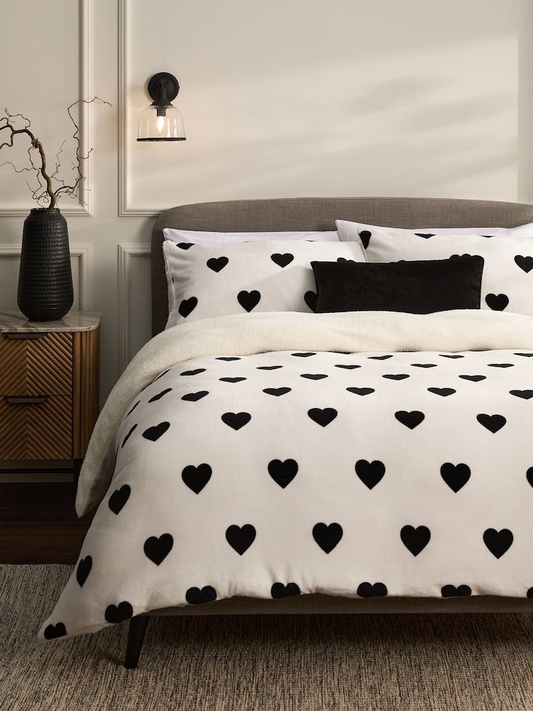 Black/White Heart Christmas Printed Festive Icons Fairisle Pattern Fleece Duvet Cover and Pillowcase Set - Image 1 of 4