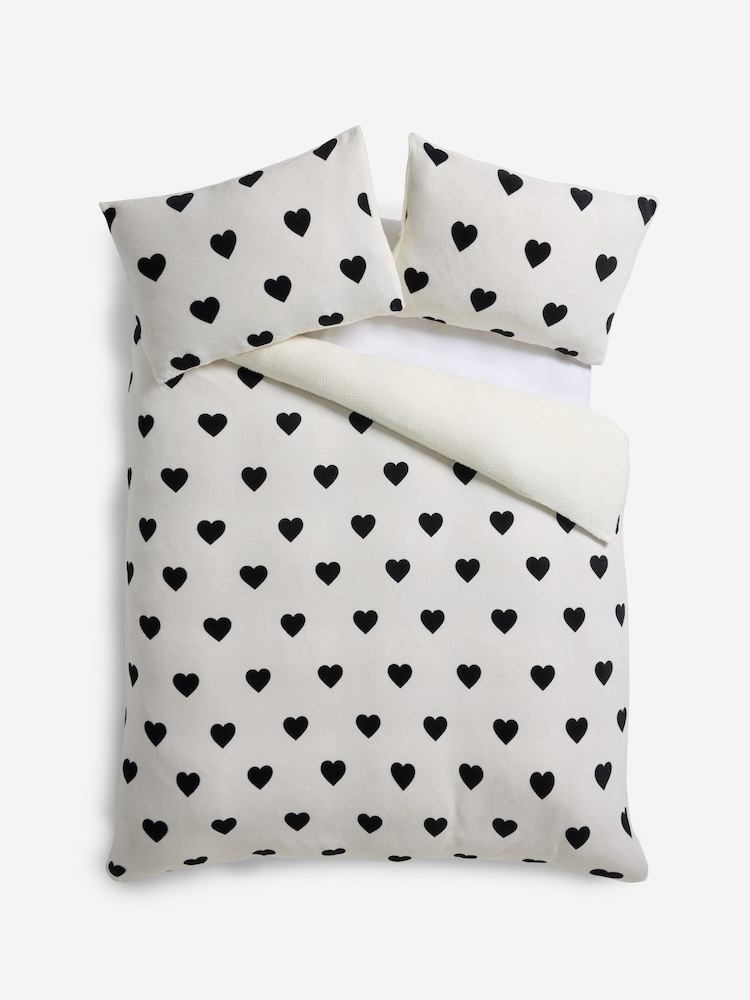 Black/White Heart Christmas Printed Festive Icons Fairisle Pattern Fleece Duvet Cover and Pillowcase Set - Image 4 of 4