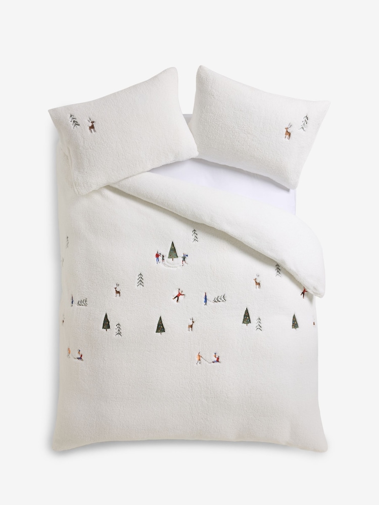 White Christmas Embroidered Fleece Duvet Cover and Pillowcase Set - Image 4 of 4