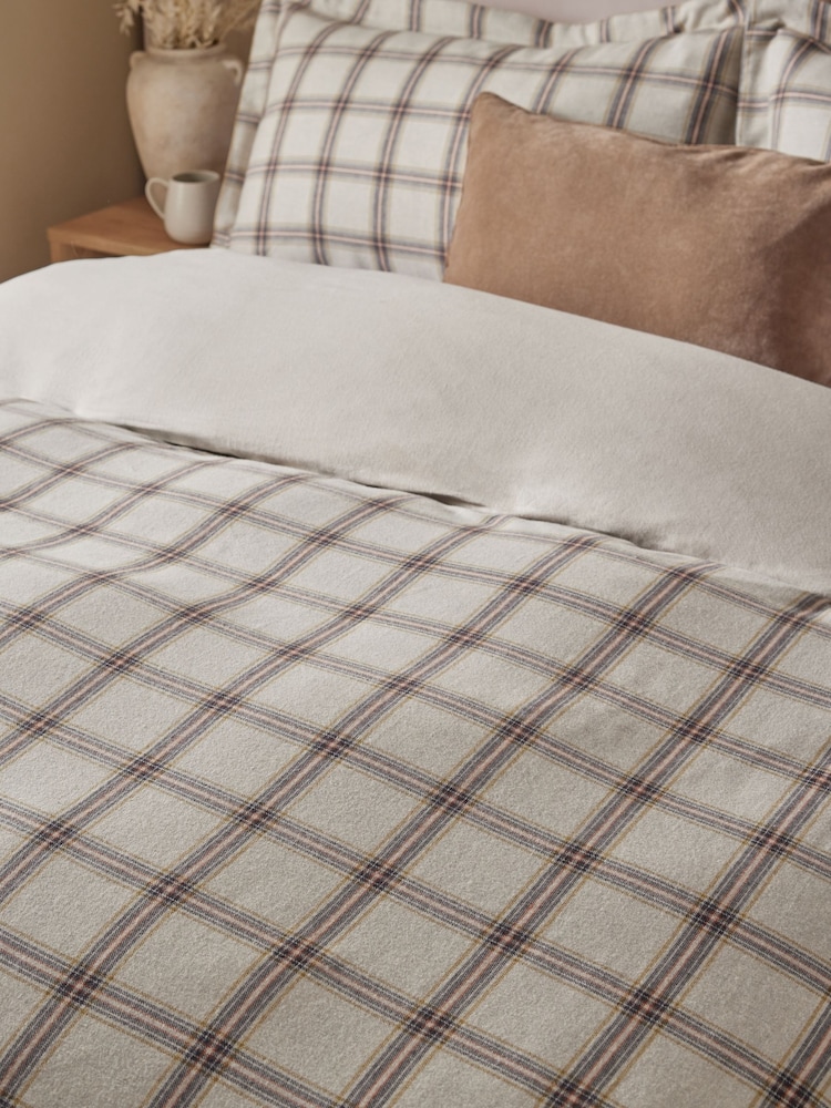 karirast; s karirastim vzorcem Collection Luxe Brushed 100% Cotton prešito pregrinjalo and Pillowcase Set - Slika 2 iz 4