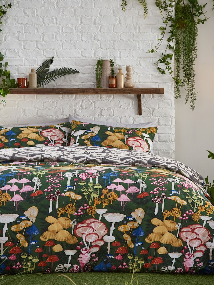 furn. Forest Green Amanita Abstract Mushroom Reversible Duvet Cover and Pillowcase Set - Image 2 of 4