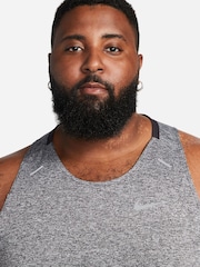 Nike Black Rise 365 Dri-FIT Running Tank - Image 10 of 13