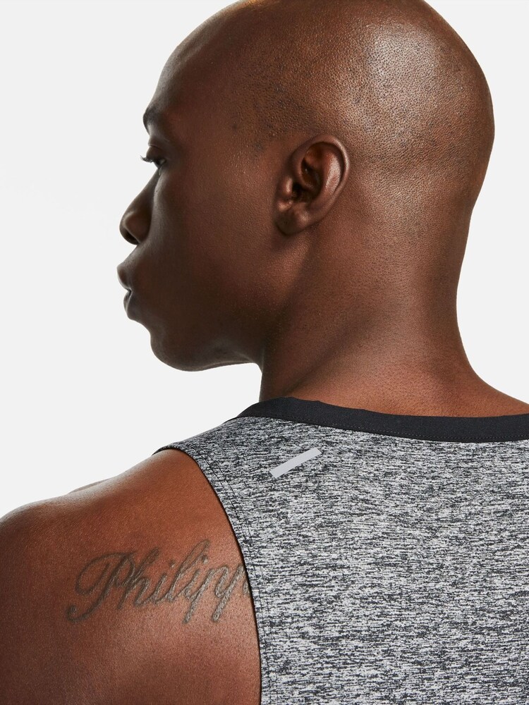 Nike Black Rise 365 Dri-FIT Running Tank - Image 4 of 13