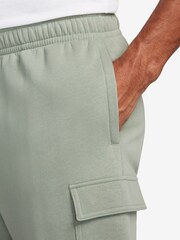 Nike Green Light Club Fleece Cargo Shorts - Image 4 of 4
