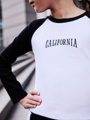 Black/White Rib Raglan T-Shirt and Wide Leg Joggers Set (3-16yrs) - Image 3 of 6