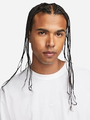 Blanco - Nike Sportswear Premium Essentials 100% Cotton T-Shirt - Imagen 3 de 8