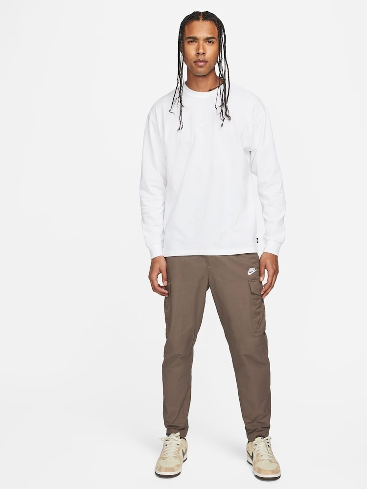 Wit - Nike Sportswear Premium Essentials 100% Cotton T-Shirt - Image 5 of 8