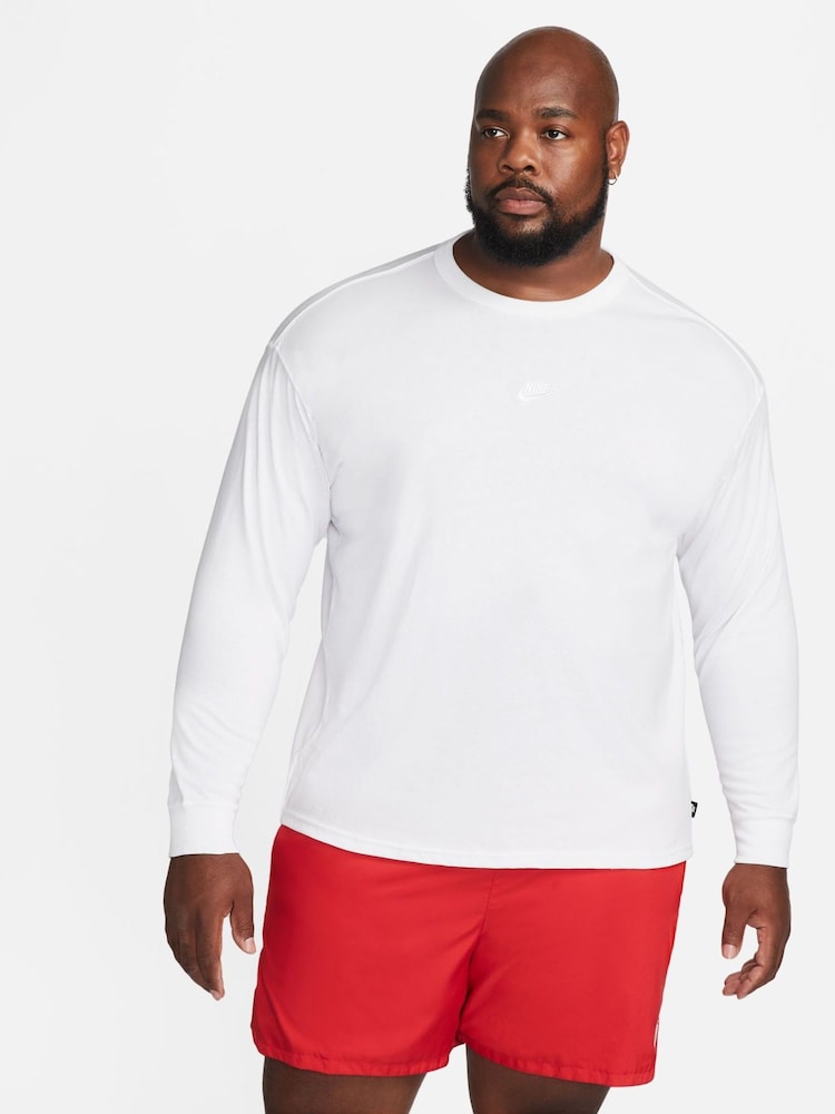 Wit - Nike Sportswear Premium Essentials 100% Cotton T-Shirt - Image 6 of 8