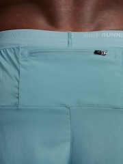 Nike Vintage Green Dri-FIT Stride 7 Inch 2-In-1 Running Shorts - Image 4 of 5