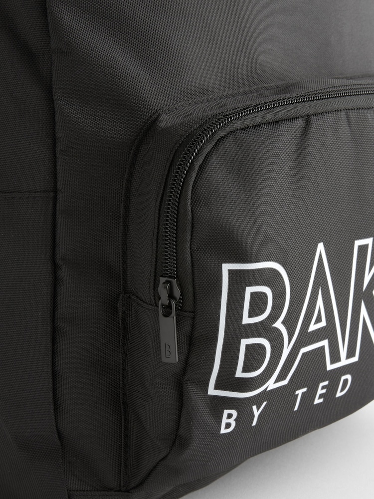 Mochila negra para niños de regreso a clases de Baker by Ted Baker - Imagen 9 de 9 Mochila negra para niños de regreso a clases de Baker by Ted Baker - Imagen 9 de 9