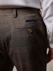 Brun - Pantalon de costume marron à carreaux garnis - Image 5 de 9
