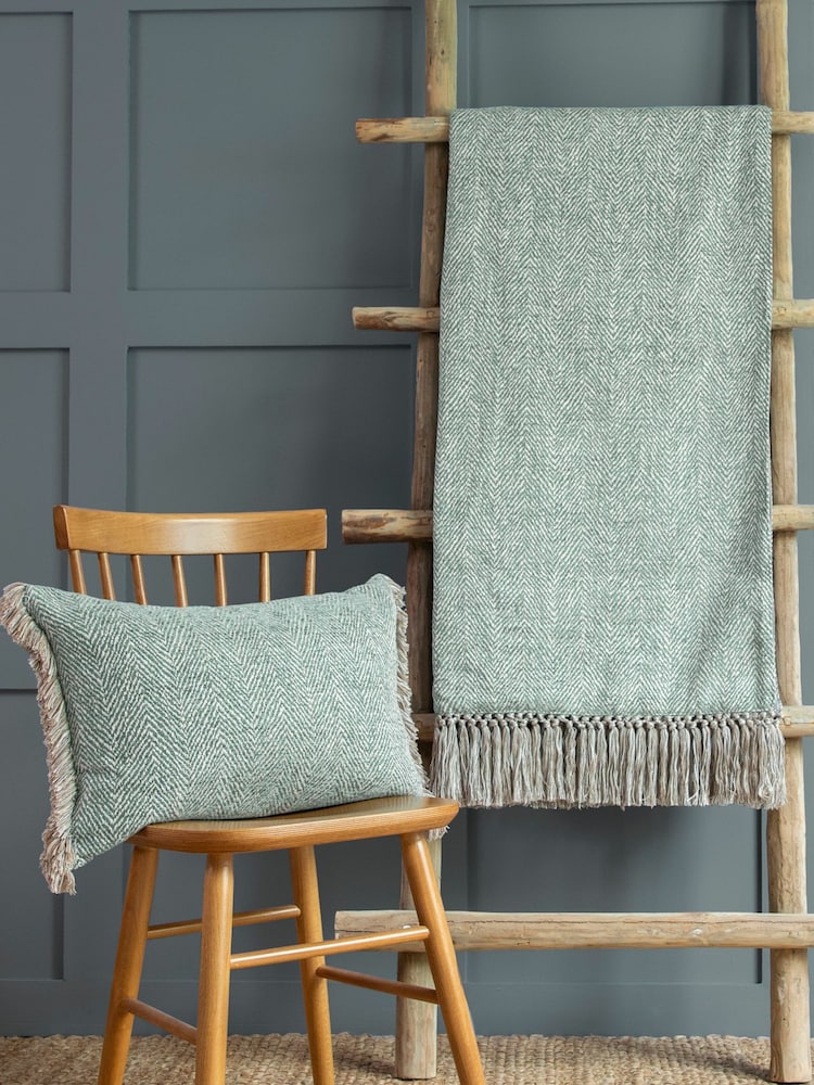 Voyage Duck Egg Oryx Throw - Image 3 of 3
