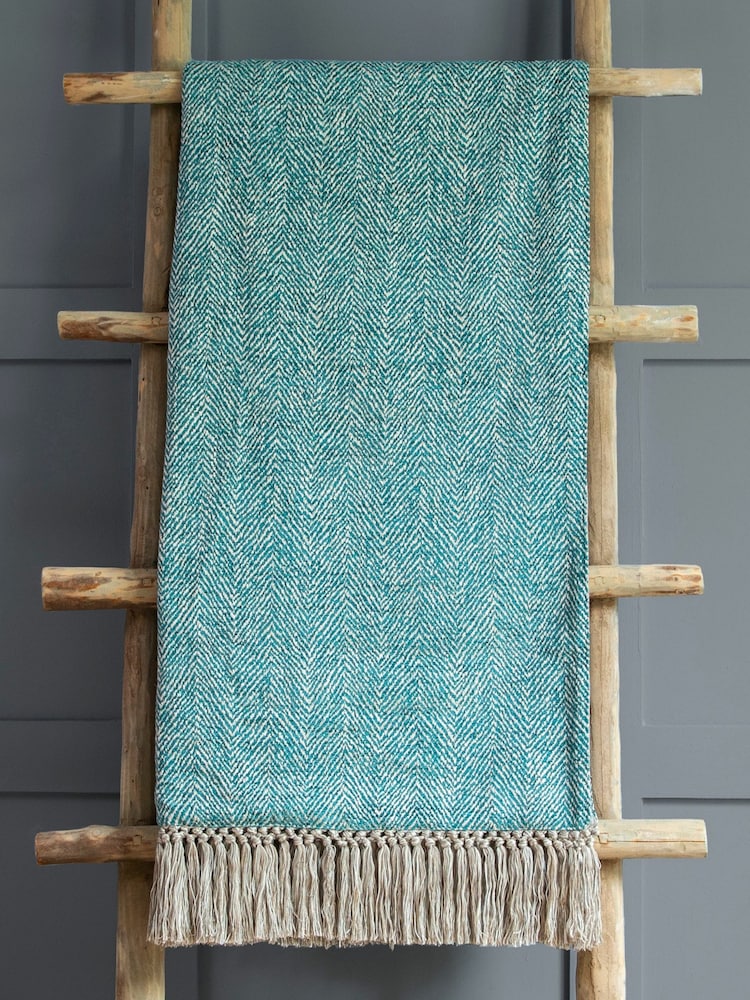 Voyage Azure Oryx Throw - Image 2 of 3