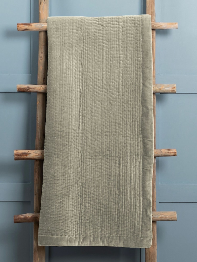 Voyage Quartz Haze Velvet 100% Cotton Throw - Image 2 of 2