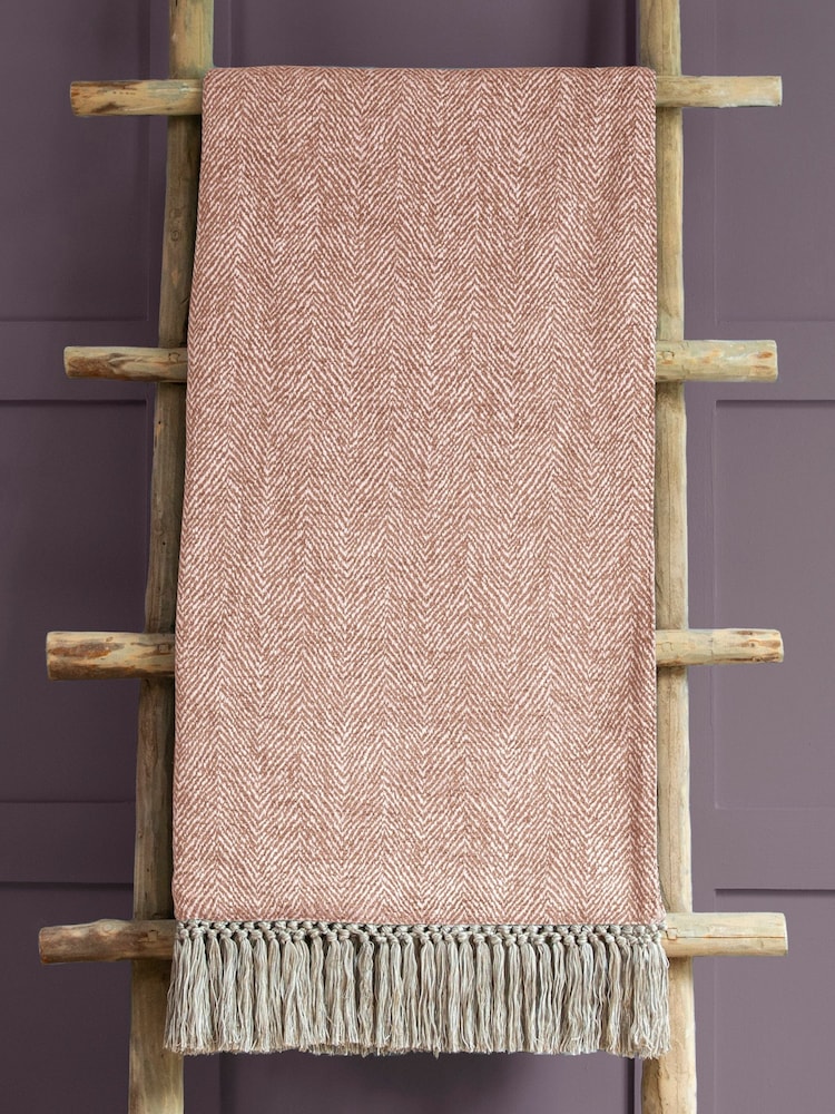 Voyage Coral Oryx Throw - Image 2 of 3
