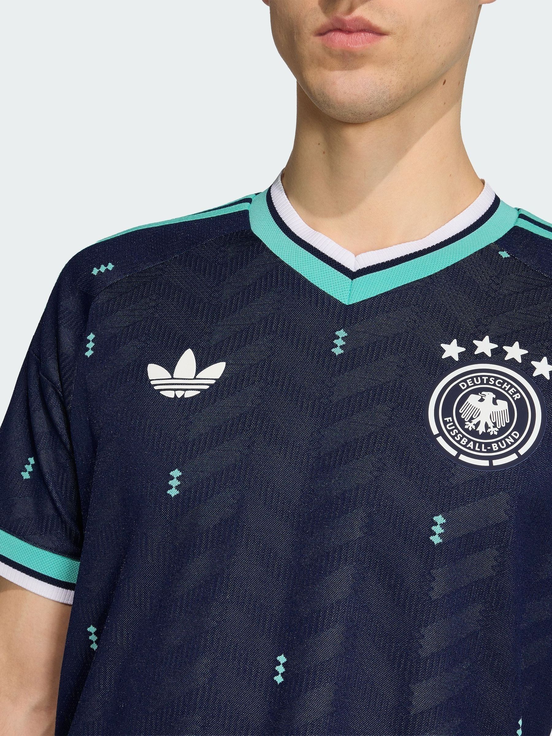 Comprar Camisa autêntica de visitante da Alemanha adidas 26 from