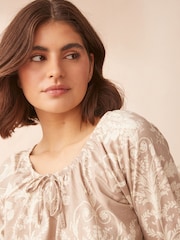 Laura Ashley Neutral/Blush Josette Print 100% Cotton Pyjamas - Image 4 of 8