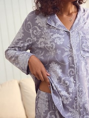 رمادي - طقم بيجامة Josette بأزرار كاملة من Laura Ashley - Image 2 of 7