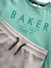 Baker by Ted Baker T-Shirt and Cargo Shorts Set - Image 10 of 11