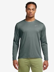 Nike Vintage Green Dri-FIT UV Miler Long-Sleeve Running Top - Image 1 of 4