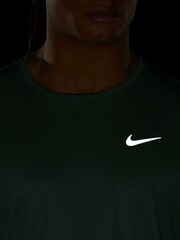 Nike Vintage Green Dri-FIT UV Miler Long-Sleeve Running Top - Image 5 of 5