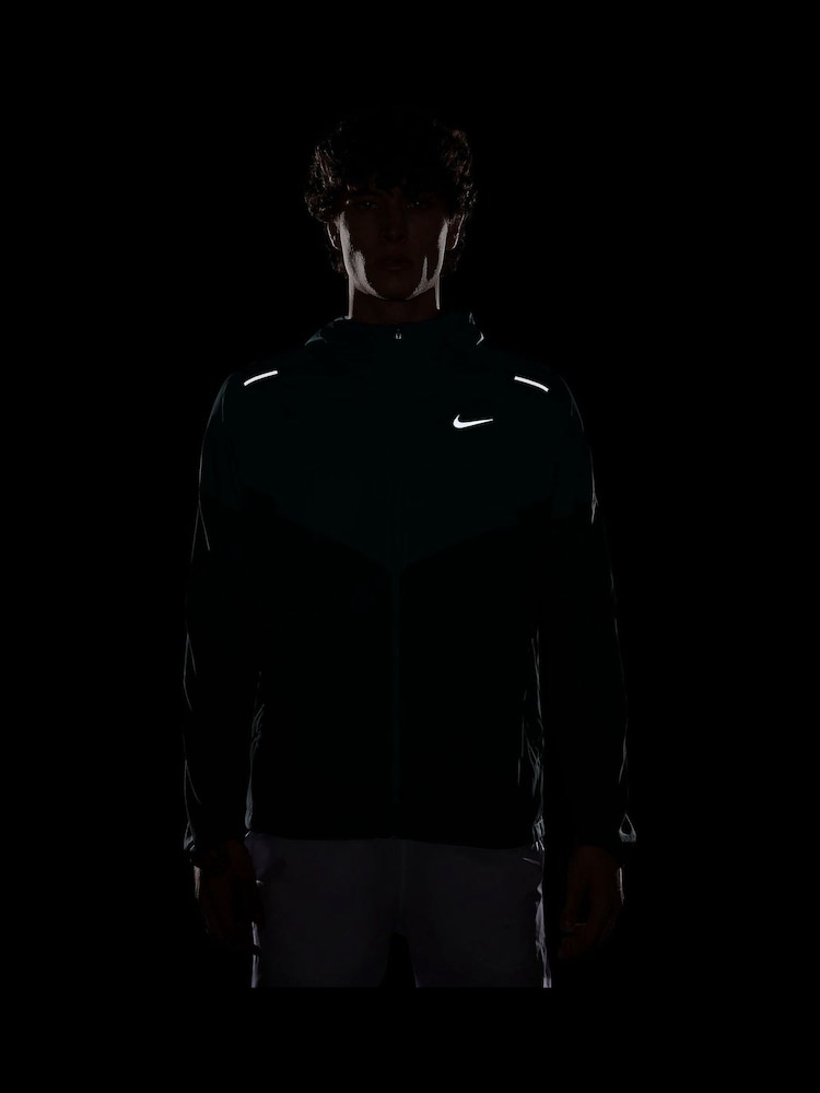 Зеленый - Nike легкая куртка-ветровка для бега - Image 11 of 11