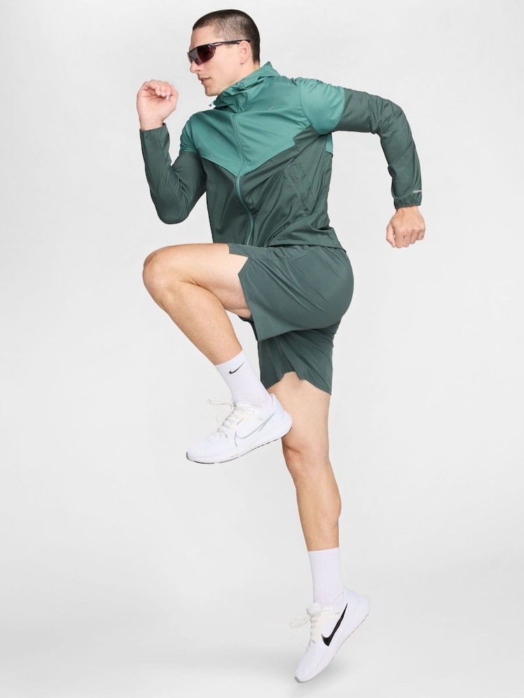 Nike Green Light Windrunner Running Jacket - Image 8 of 11