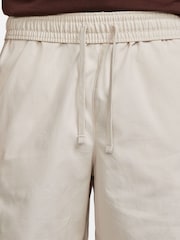 Nike Light Wood Natural 100% Cotton Club Fleece Cargo Shorts - Image 7 of 8