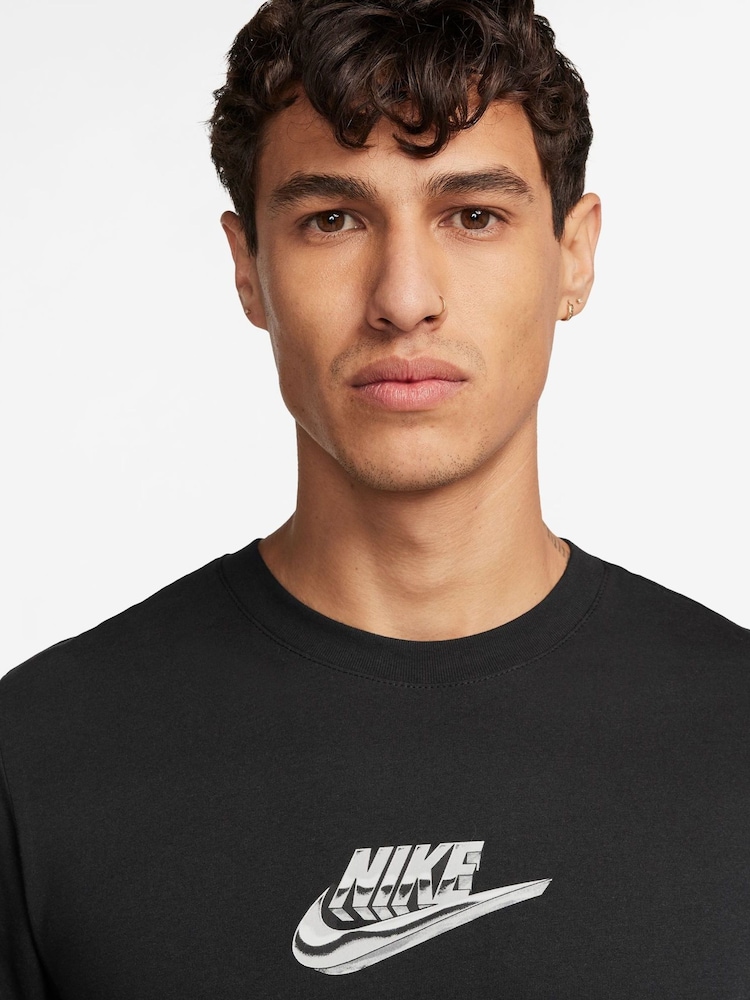 Nike Black Graphic Printed 100% Cotton T-Shirt - Image 3 of 3