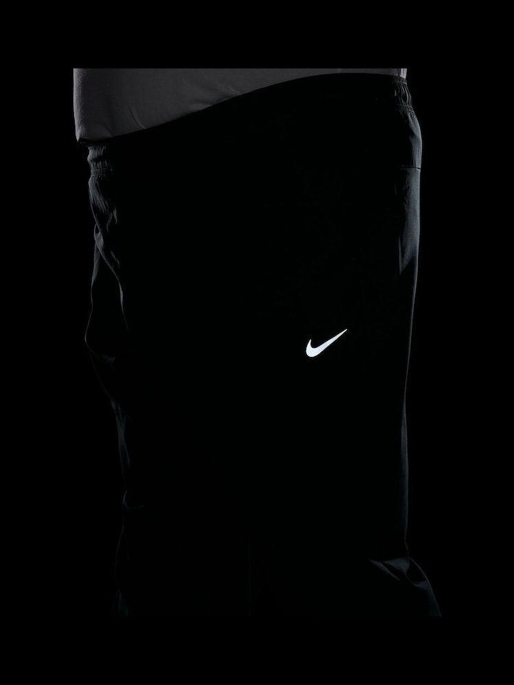 Nike Green Dri-FIT Form Tapered Training Joggers - Image 7 of 7