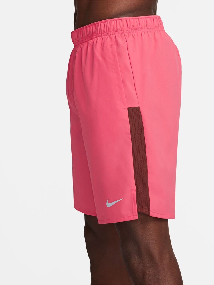 Pantaloni scurti Nike Challenger Dri-FIT 7 inch Chiloți-Lined Pentru alergat - Image 3 of 5