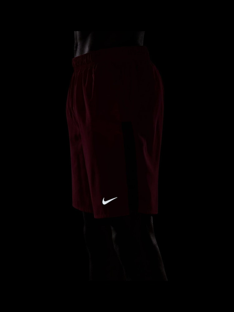 Pantaloni scurti Nike Challenger Dri-FIT 7 inch Chiloți-Lined Pentru alergat - Image 5 of 5