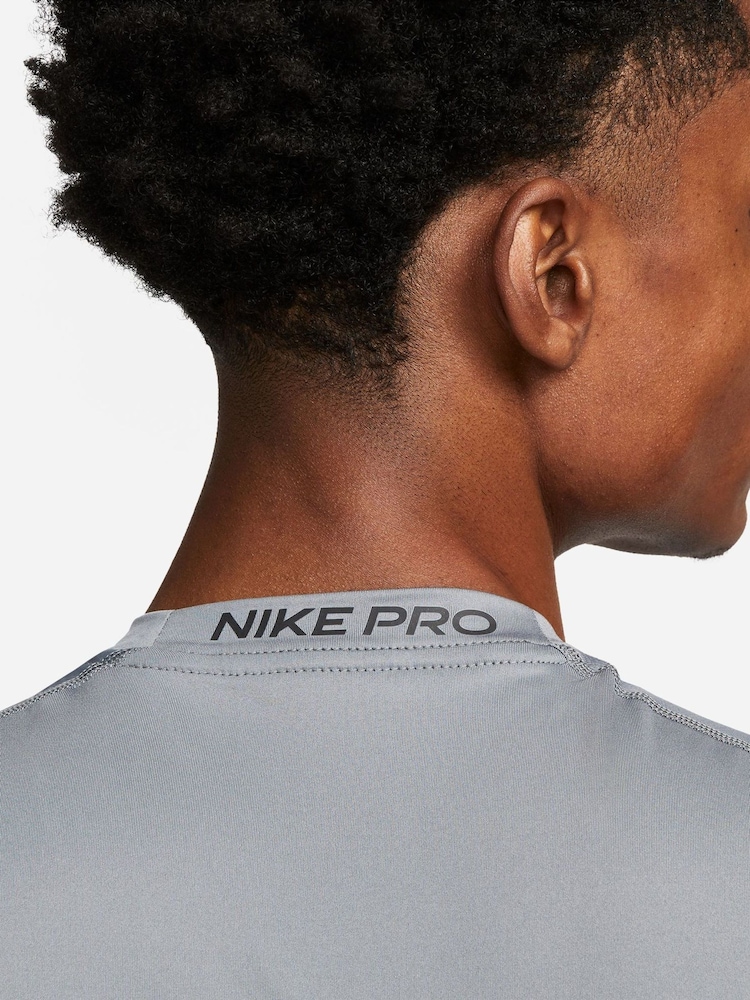 Nike Black Pro Dri-FIT Tight Sleeveless Training Top - Image 6 of 6
