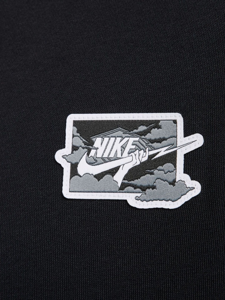 Schwarz - Nike Club Printed Graphic Sweatshirt - Bild 7 von 7 Schwarz - Nike Club Printed Graphic Sweatshirt - Bild 7 von 7