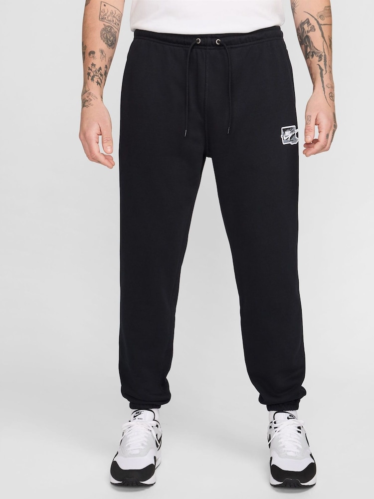 Nike Black M Nk Club Ft Cuff Pant Bolt Joggers - Image 1 of 6