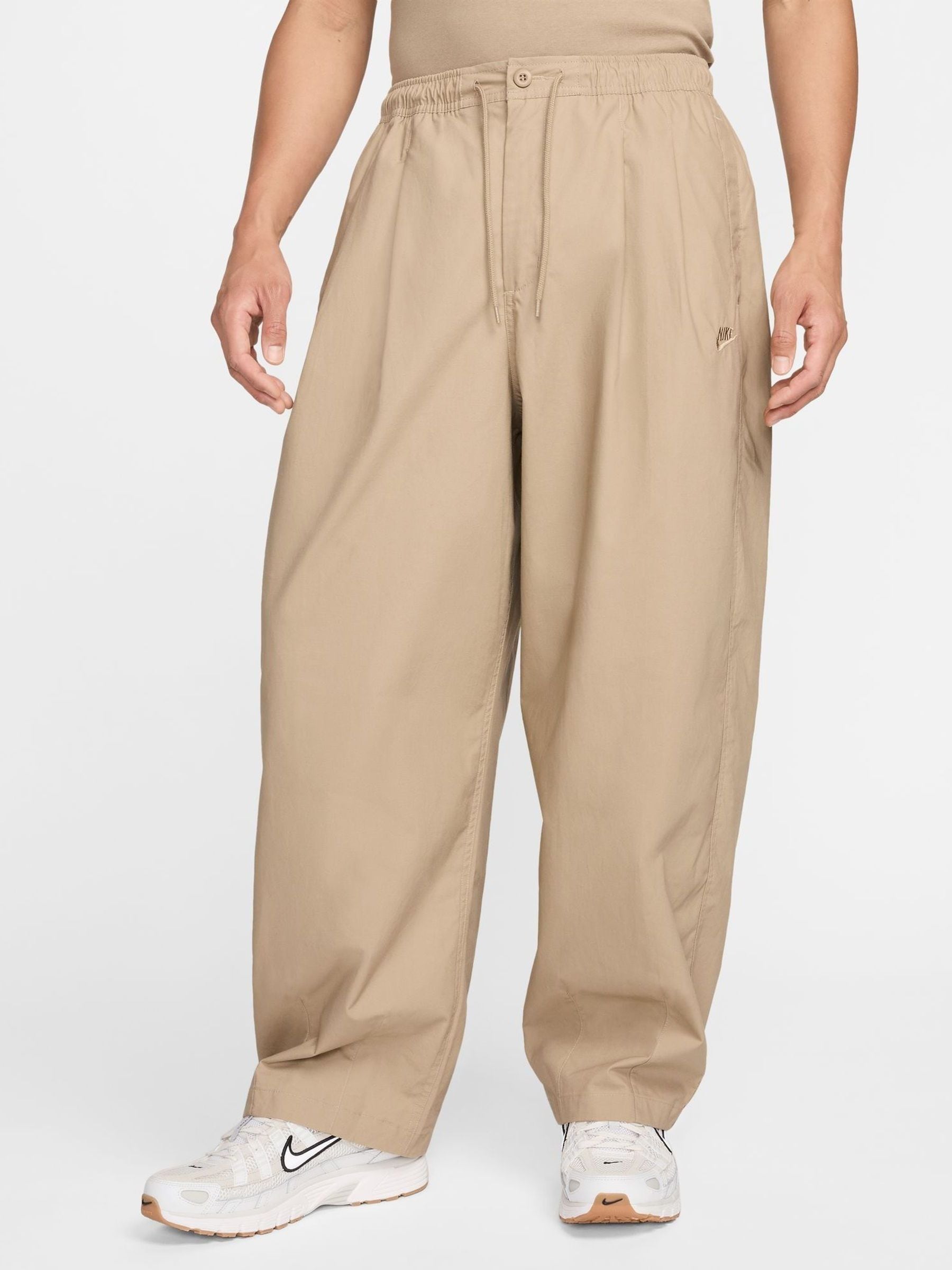 Nike beige pants 2025