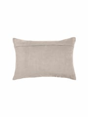 Voyage Quartz Cream 40 x 60cm Boulder Velvet Cushion - Image 3 of 4