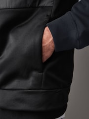 The North Face Black Reaxion Hybrid Gilet - Image 7 of 9