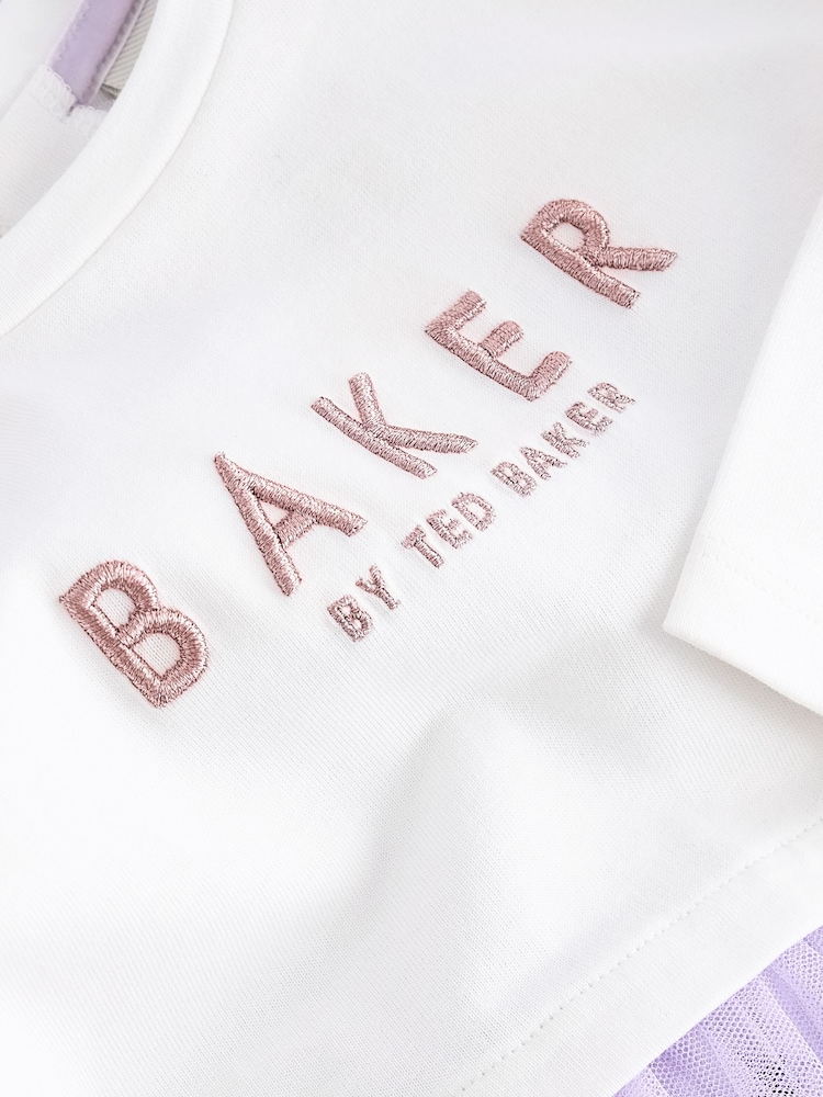 طقم بنطلون ضيق وتيشرت مزيَّن بطبعة الزهور من Baker by Ted Baker - صورة 10 من 10