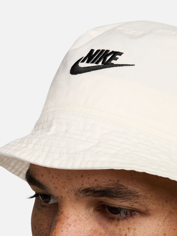 Nike White Apex Futura Wash Bucket Hat - Image 4 of 4