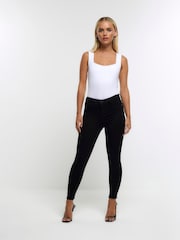 River Island Black Petite Mid Rise Bum Sculpt Skinny Jeans - Image 3 of 7