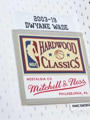Fanatics NBA Miami Heat Dwayne Wade Hall of Fame Swingman White Jersey - Image 4 of 5