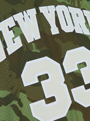 Fanatics Green NBA New York Knicks Patrick Ewing 1991 Ghost Green Camo Swingman Vest - Image 4 of 4