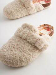 Bath & Body Works Cream Tropical Print Borg Clog Mule Slippers - Image 6 of 8