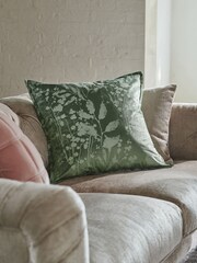 Fleuri Glue Imprimé Velvet Cushion - Image 1 of 5