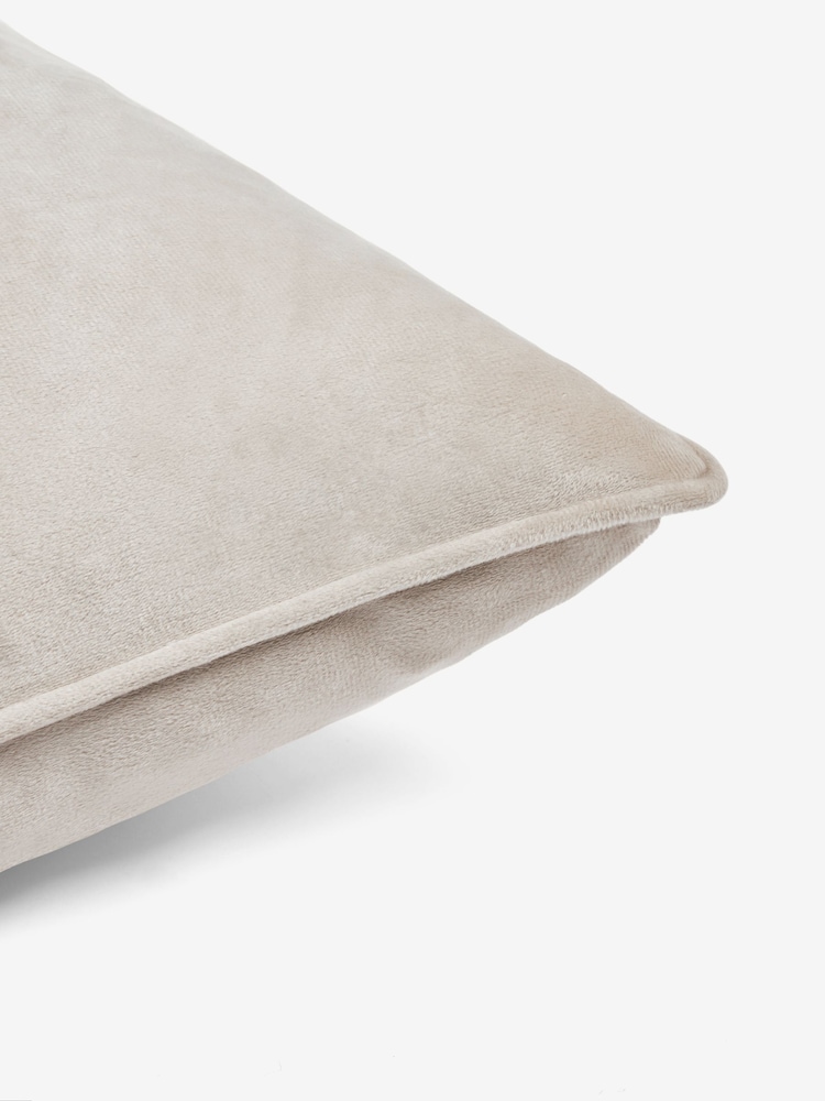 Greige 40 x 59cm Matte Velvet Cushion - Image 5 of 5